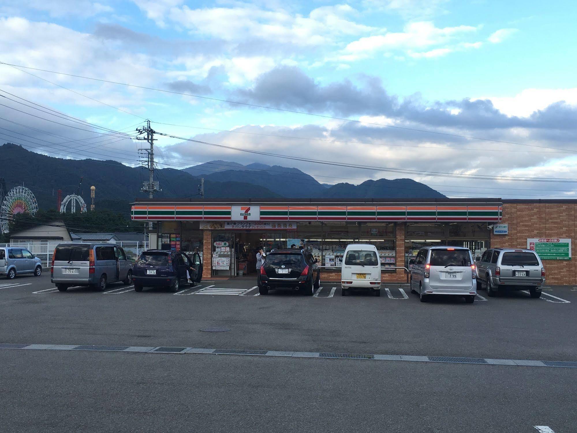 Mtfuji Guest House Kikkake Fujiyoshida Zewnętrze zdjęcie